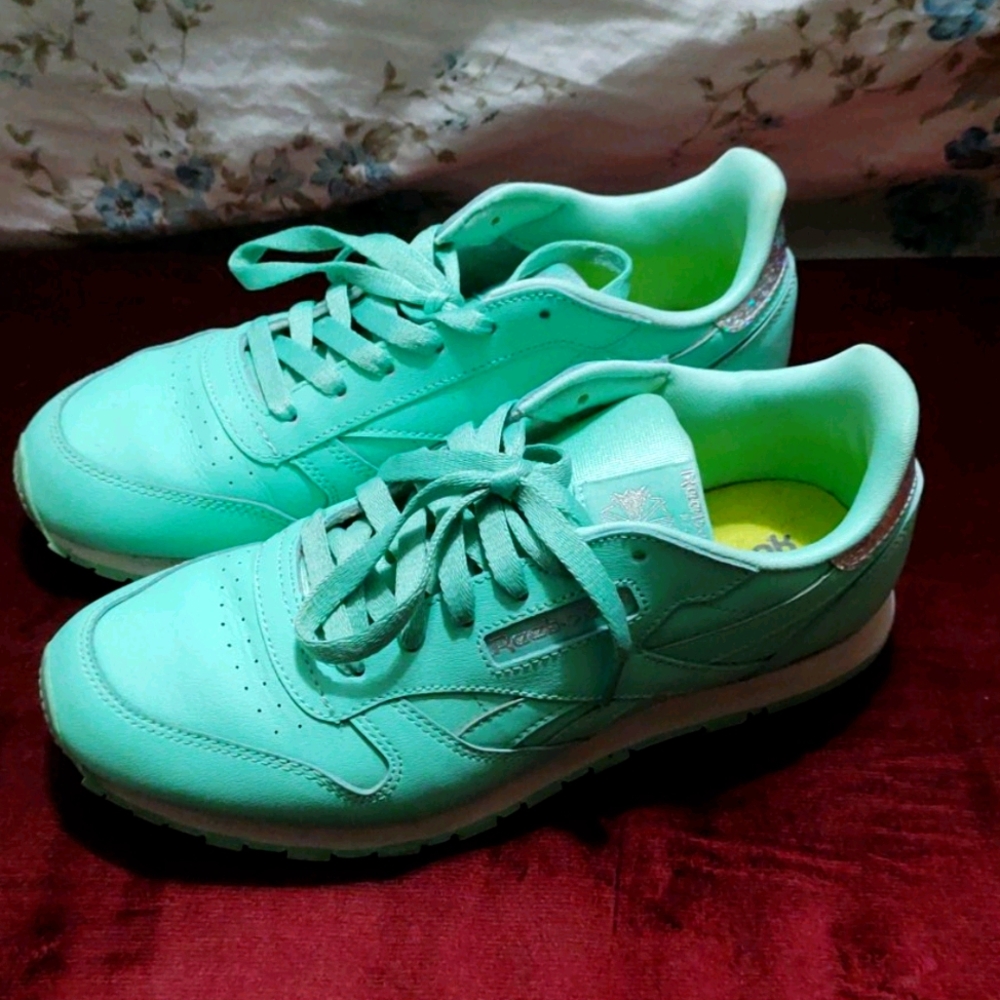 Reebok shoes